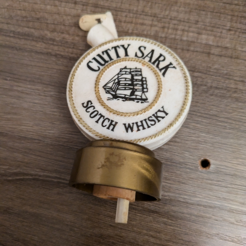 Vintage Pour Spout.